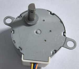 35BYJ46 Stepper Motor 12V DC with 5-Wire Unipolar Configuration and Compact 35mm Design for Air Conditioner Door Control